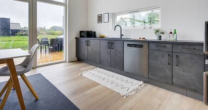 "Aatami" - 500m from the sea by Interhome