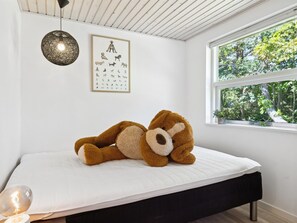 3 bedrooms, internet