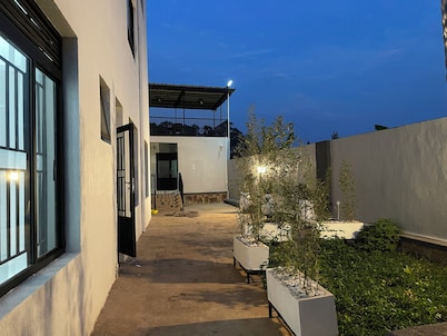COALESCENCE HOTEL