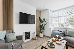 TV, stereo, offices