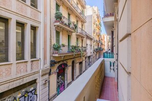 Property grounds - Paseo de Gracia Modern and cozy 3BD - 2BTh (Barcelona)