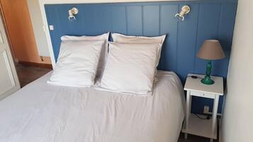 2 bedrooms, internet