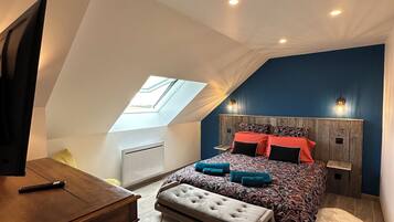 4 slaapkamers, een strijkplank/strijkijzer, beddengoed