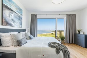 4 soverom, strykejern/-brett, reiseseng for barn og wi-fi (inkludert)