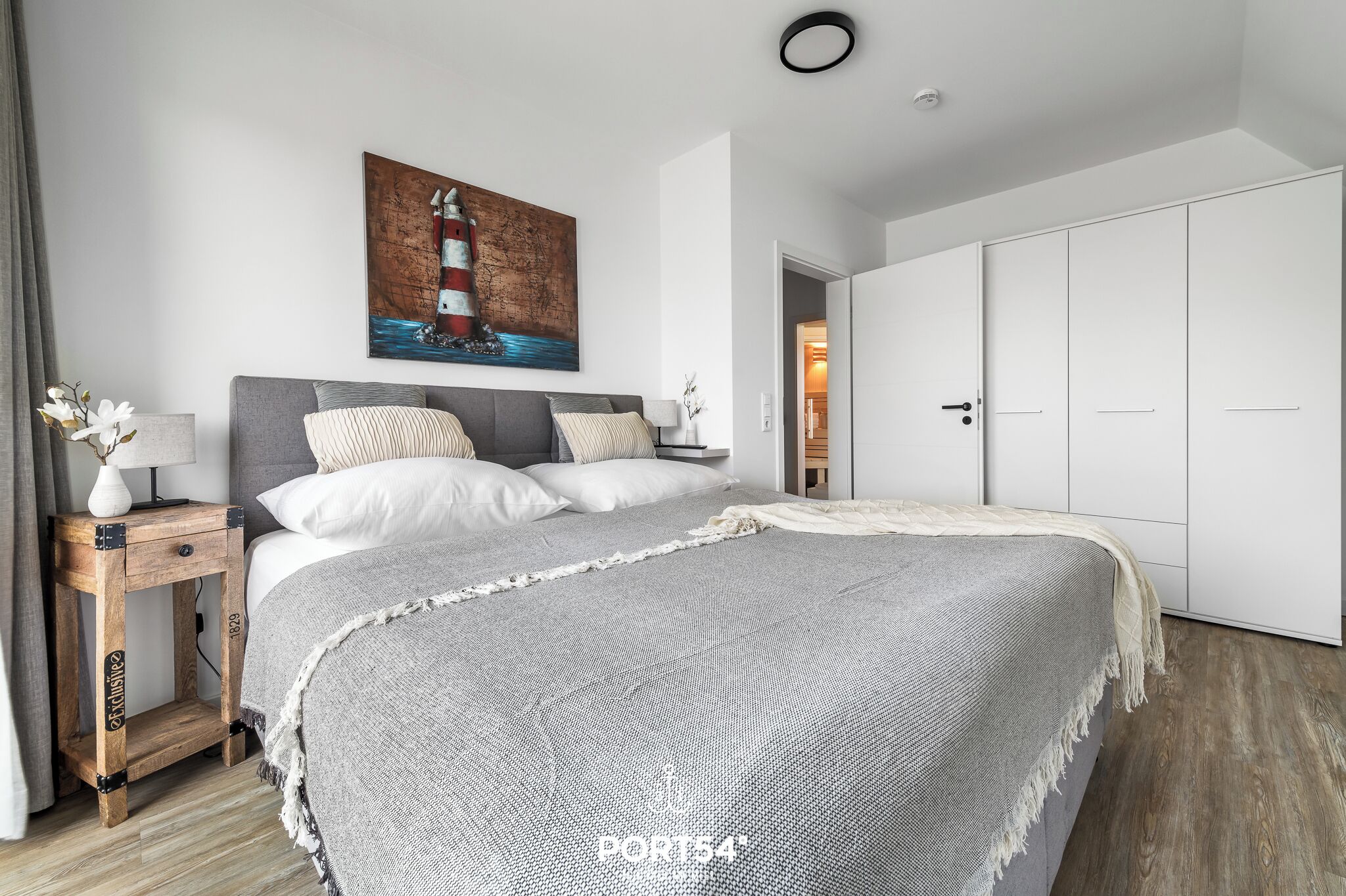 3 bedrooms, iron/ironing board, travel cot, free WiFi