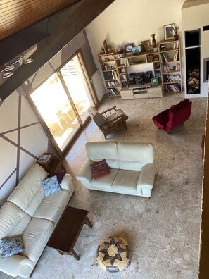 TV, DVD player - SAINT-JORIOZ, Maison 5min du centre, VUE montagnes, 8pers (Saint-Jorioz)