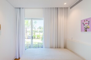 2 bedrooms, iron/ironing board, free WiFi, bed sheets - Lakes 24 at Praia da Falesia Vilamoura (Vilamoura)