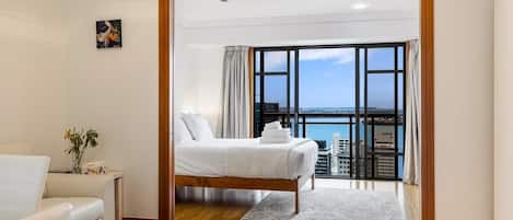 1 間睡房、書桌、熨斗/熨衫板、Wi-Fi