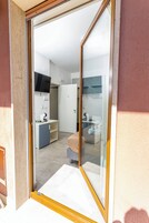 Chambre Supérieure | 1 chambre, minibar, coffres-forts dans les chambres, bureau