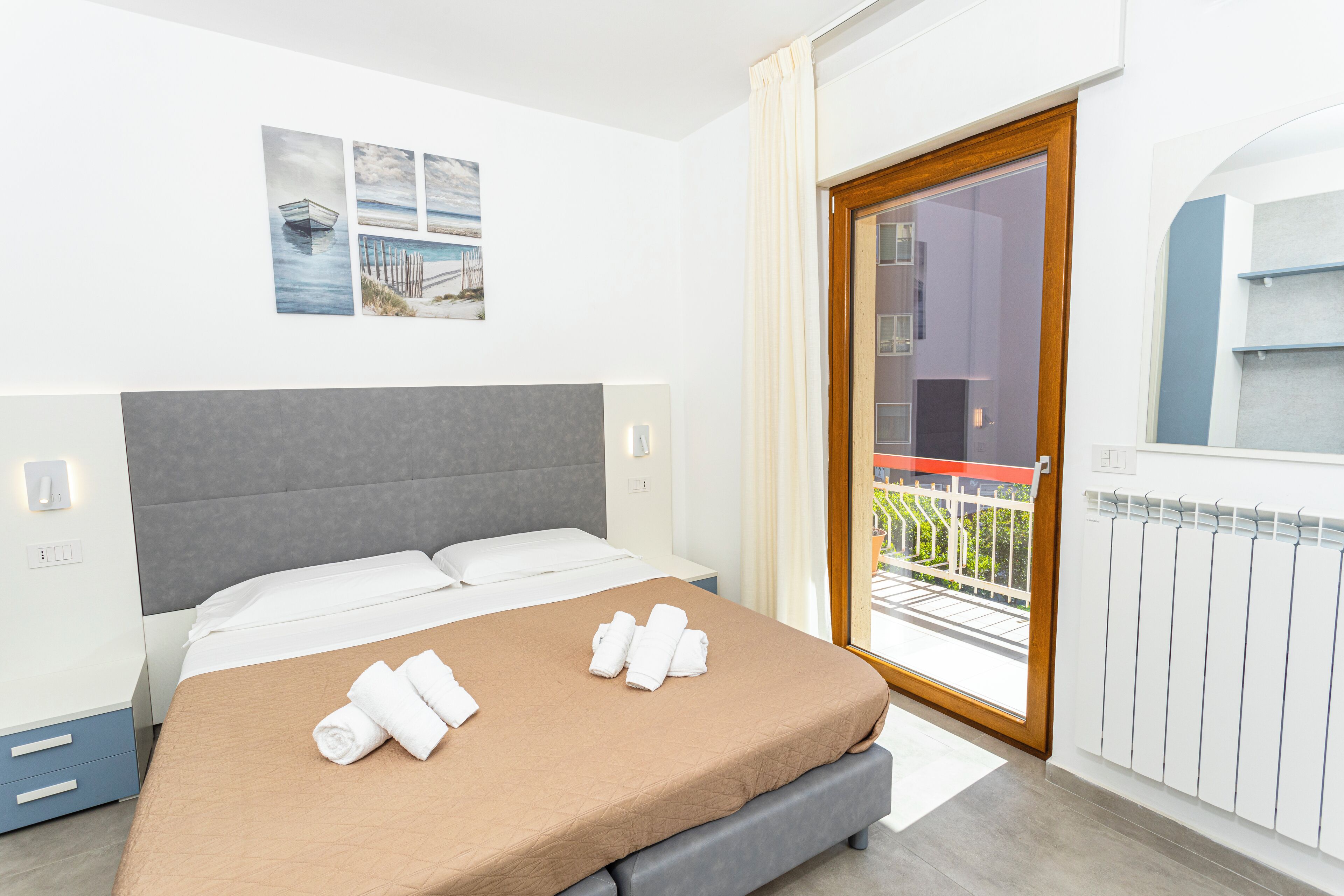 1 habitación, minibar, caja de seguridad en la habitación y escritorio 