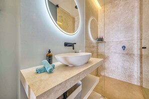 Shower, hair dryer, towels - Luxury ocean-view condo at SOHO (Puerto Vallarta)