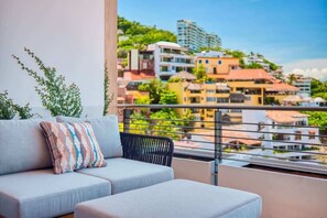Property grounds - NEW Luxury Modern Condo in SOHO PV! Best Rooftop! (Puerto Vallarta)