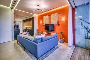 TV, offices - NEW Luxury Modern Condo in SOHO PV! Best Rooftop! (Puerto Vallarta)