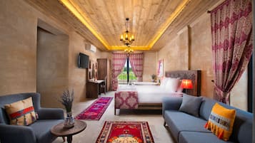 King Suit with Jacuzzi and Fire Place | 1 間臥室、埃及棉床單、高級寢具、免費迷你吧物品