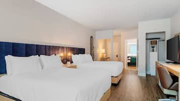 プレミアム ルーム クイーンベッド 2 台 (Trainer) | 1 室のベッドルーム、高級寝具、ピロートップベッド、セーフティボックス (室内)