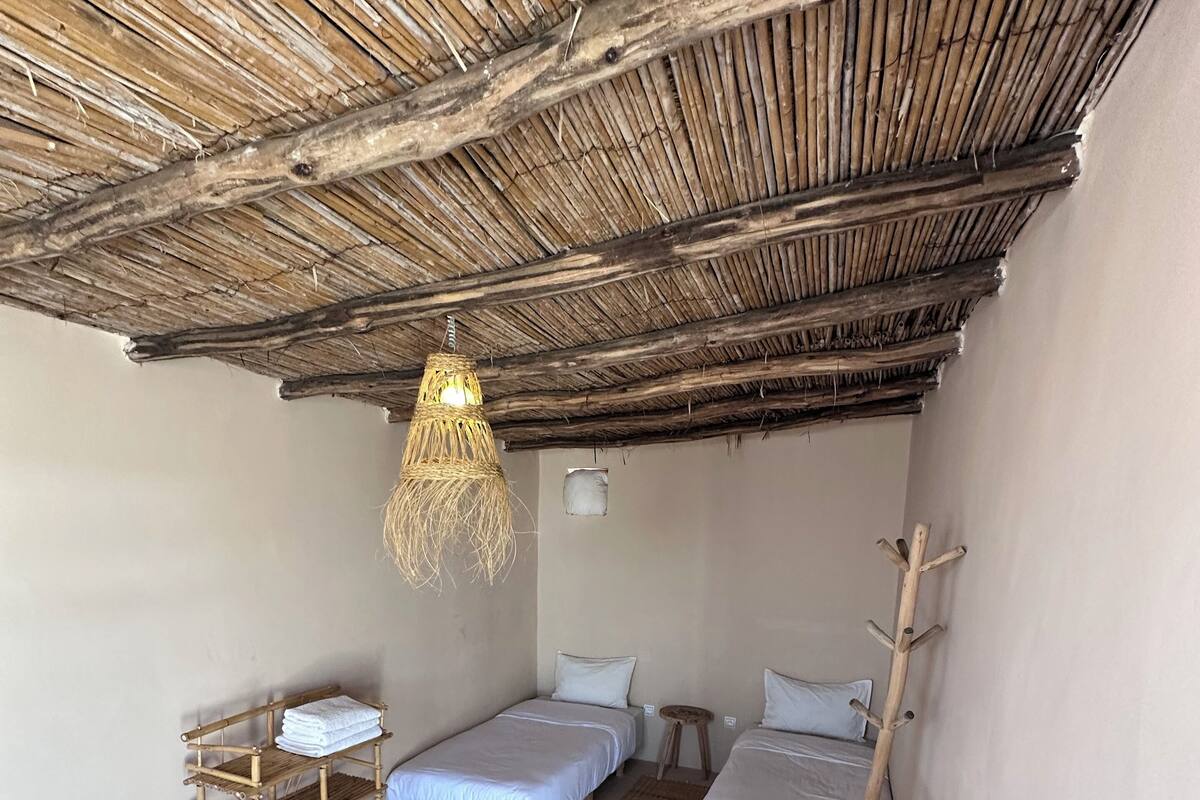 Quarto triplo | Roupas de cama premium, quartos à prova de som, roupa de cama