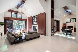 Interior - Luxury River Retreat - TLUXP (Olympic Valley)