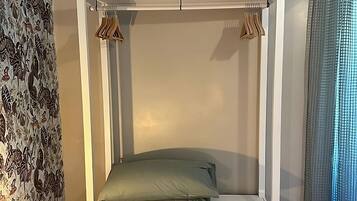 1 Schlafzimmer, WLAN, BettwÀsche