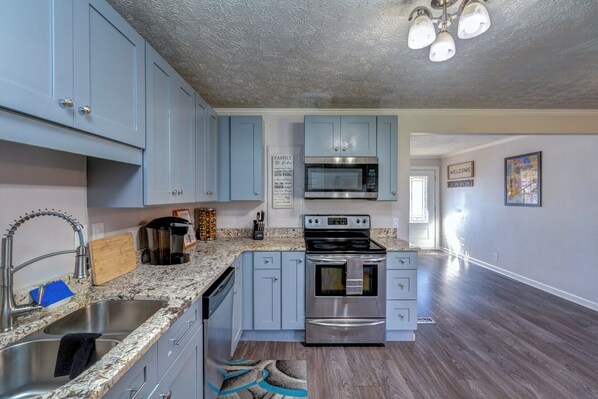 Ferienhaus, Mehrere Betten, Küche | Eigene Küche | Kühlschrank, Mikrowelle, Ofen, Herdplatte