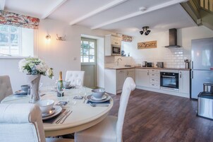 微波炉、烤箱、炉灶、洗碗机