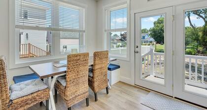 High Tide Hideaway on Chincoteague Island!