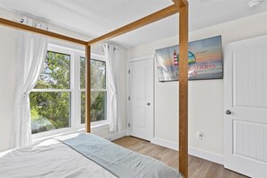 3 Schlafzimmer, Schreibtisch, kostenloses WLAN, Bettwäsche