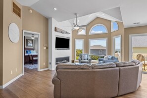 Smart TV, chimenea