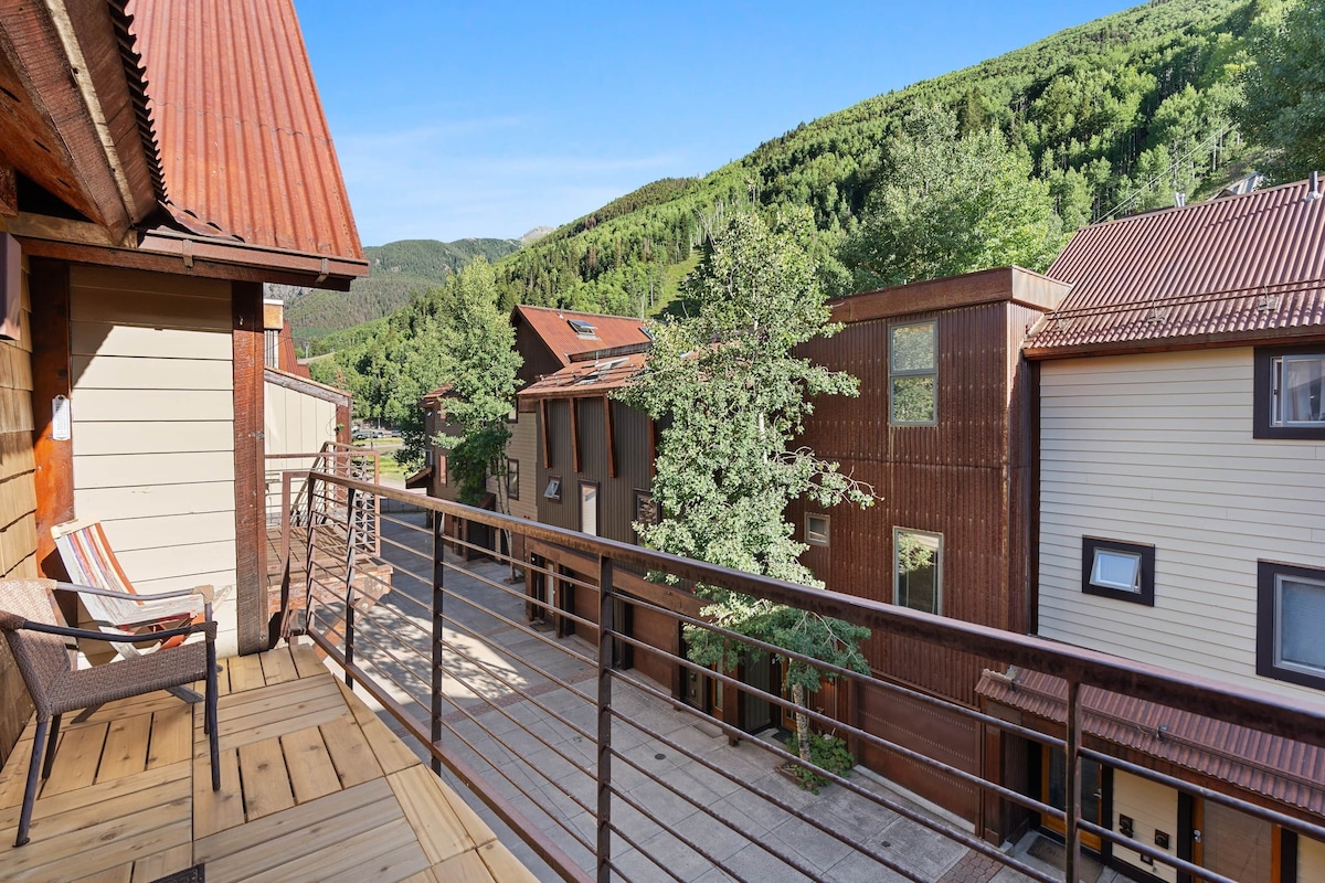 シルバートン (CO) Double Diamond 9: Ski in/out, hot tub, fireplace, views! ホテル 客室
