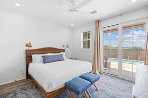 4 bedrooms, iron/ironing board, free WiFi, bed sheets