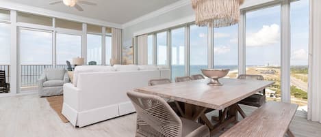 Apartment, 4 Schlafzimmer | Speisen