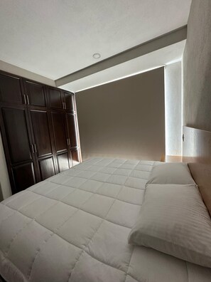 Ylelliset vuodevaatteet, ilmainen Wi-Fi, vuodevaatteet