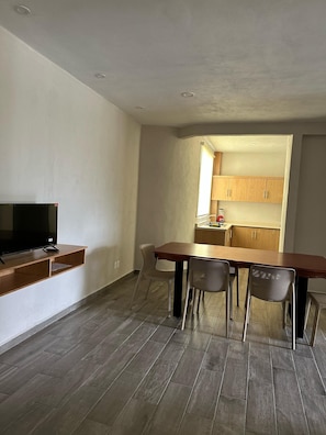 Business Apartment | Private kitchen - MR Hotel (Ciudad Hidalgo)
