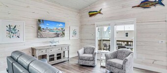103 Seven Palms, Fishtastic