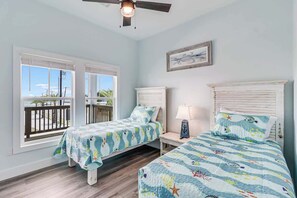 4 habitaciones, tabla de planchar con plancha y wifi gratis 