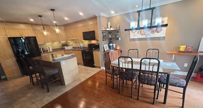 Family home near Calypso park