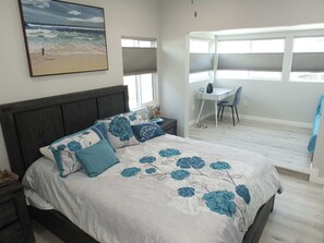 Lägenhet - flera sängar - kök (Beach & Bay Retreat) | 2 sovrum, individuell inredning, unika möbler och skrivbord