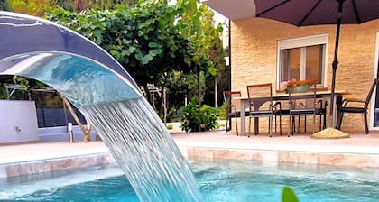 Villa Brajkovic 200m from the sea and 15min walk from the old city center Rovinj