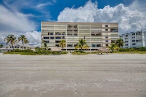 Exterior - Pelican Watch #205 - Beachfront (Fort Myers Beach)