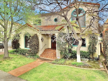 Belmont Heights Retreat Stunning Gardens