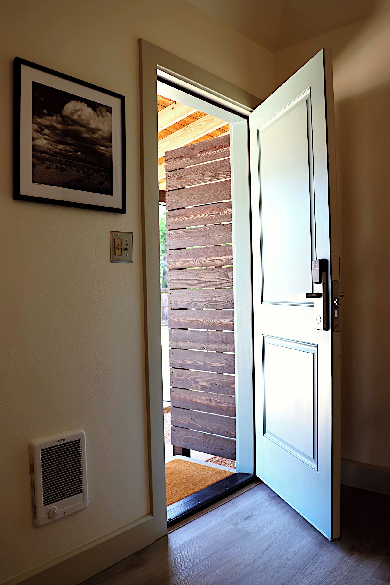 Deluxe-rum - 1 queensize-säng | Sängtillbehör av högsta kvalitet, individuell inredning och unika möbler