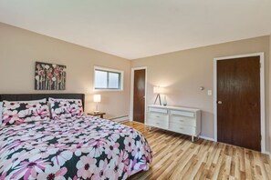 3 soverom, skrivebord, strykejern/-brett og wi-fi