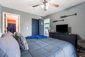 Condo, Multiple Beds, Balcony, Mountain View (Best of Branson) | 2 bedrooms, individually decorated, individually furnished, free WiFi