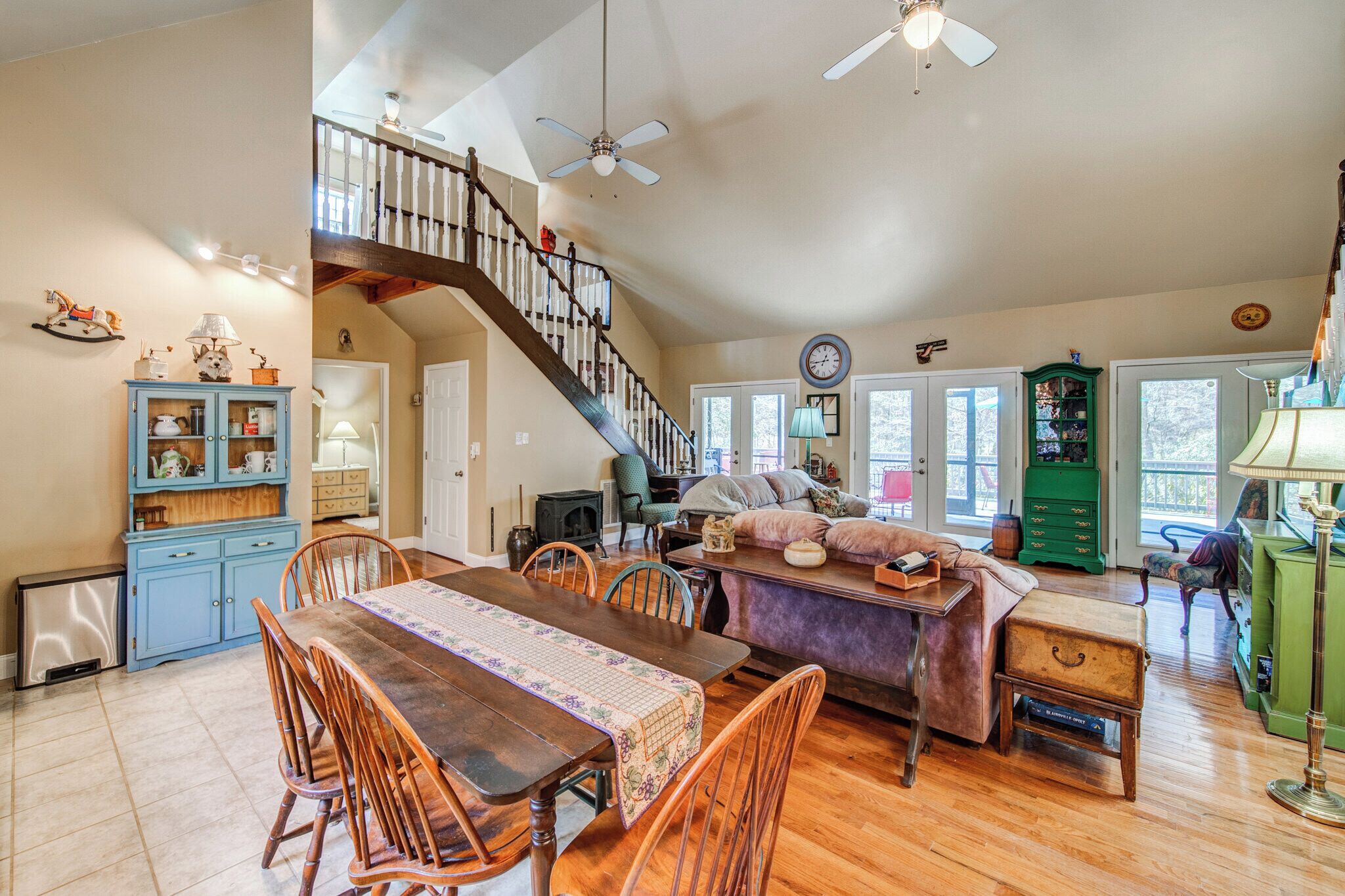 Cabin, nhiều giường, bồn tắm nước nóng | Bếp riêng | Tủ lạnh, lò vi sóng, lò nướng, bếp nấu 