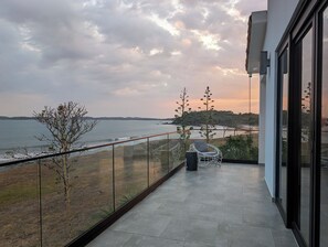 Property grounds - Ocean Front Villa in Boca Chica! (Boca Chica)