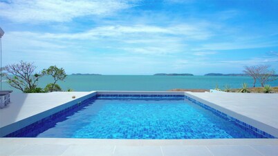 Ocean Front Villa in Boca Chica!