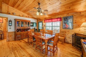 Cabin, Multiple Beds, Patio, Mountain View (Blueridge Lodge) | In-room dining - Blueridge Lodge Wrap-around Deck (Blue Ridge)