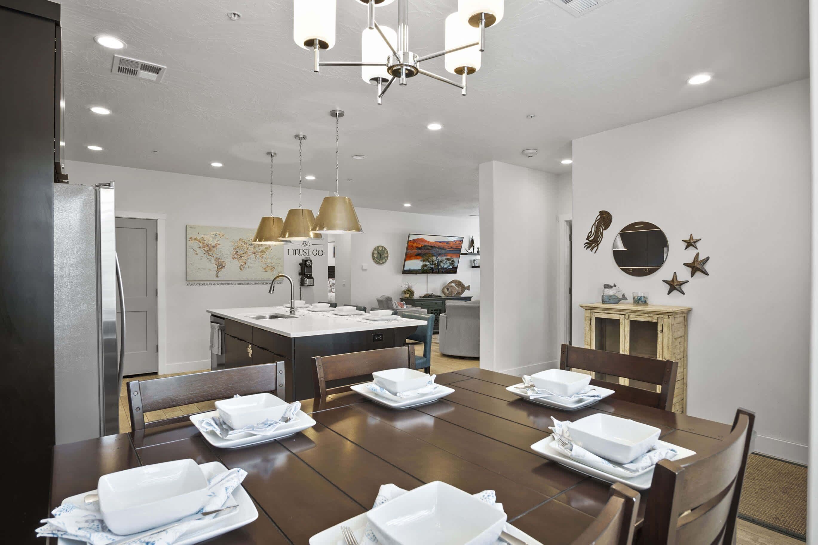 Condo, Multiple Beds, Patio, Mountain View (By the Sea) | Dining