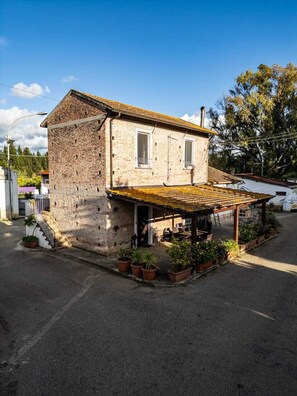Exterior - Neocastrum Farmhouse (Santa Eufemia Lamezia)