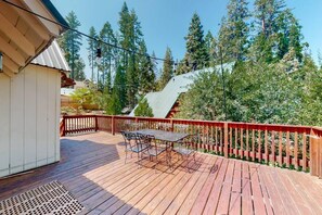 Property grounds - CC Cabin - Full Game Room! Wrap Around Deck! (Shaver Lake)