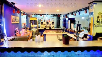 Bar en la alberca